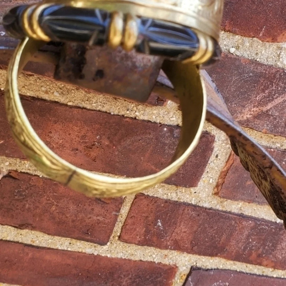 Vintage Brass Cuff and Bangle‎ Set - Picture 10 of 12